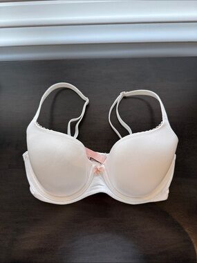 Victoria’s Secret Body by Victoria Lined Demi Bra - White